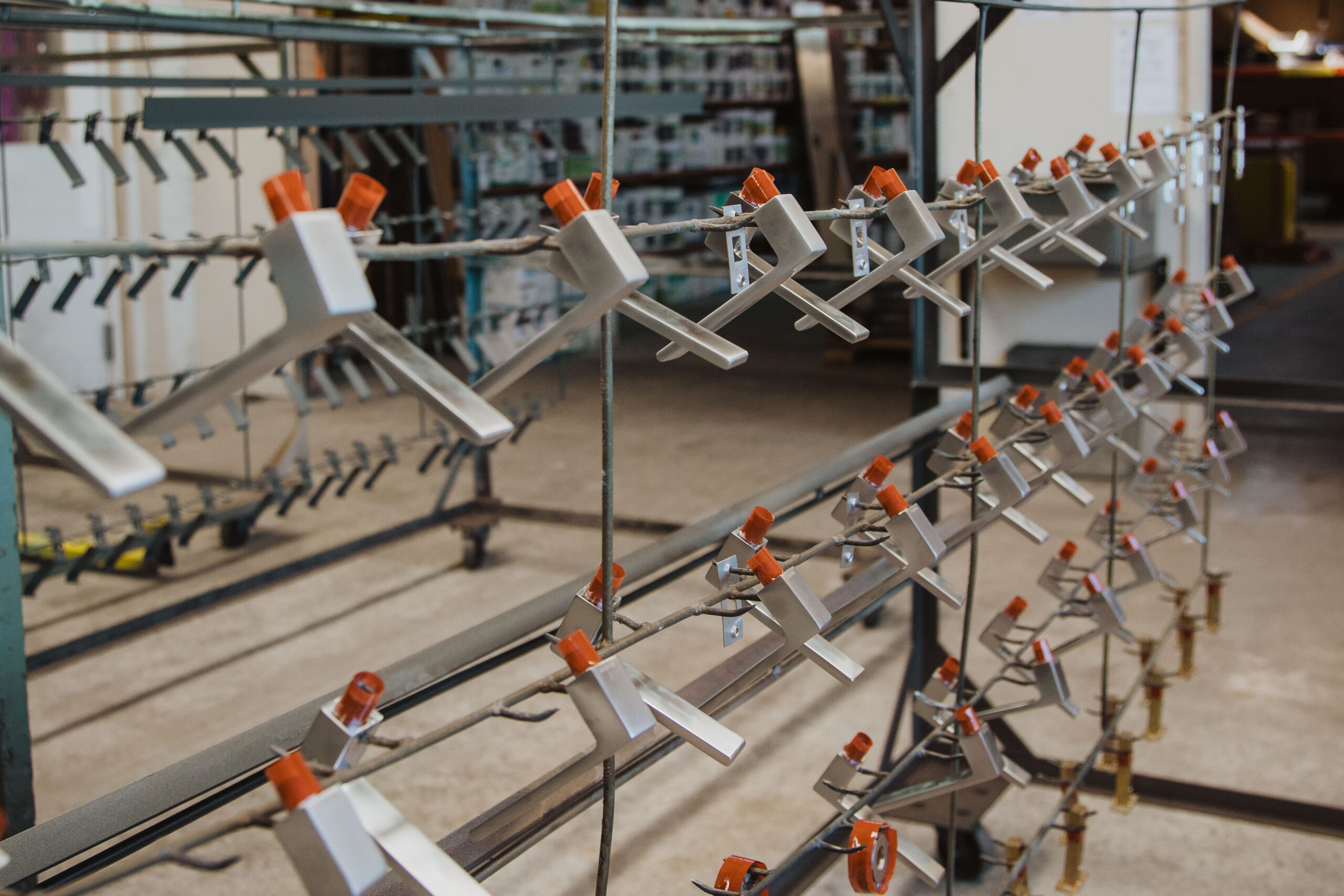 Metal components in the CWS powder coating workshop