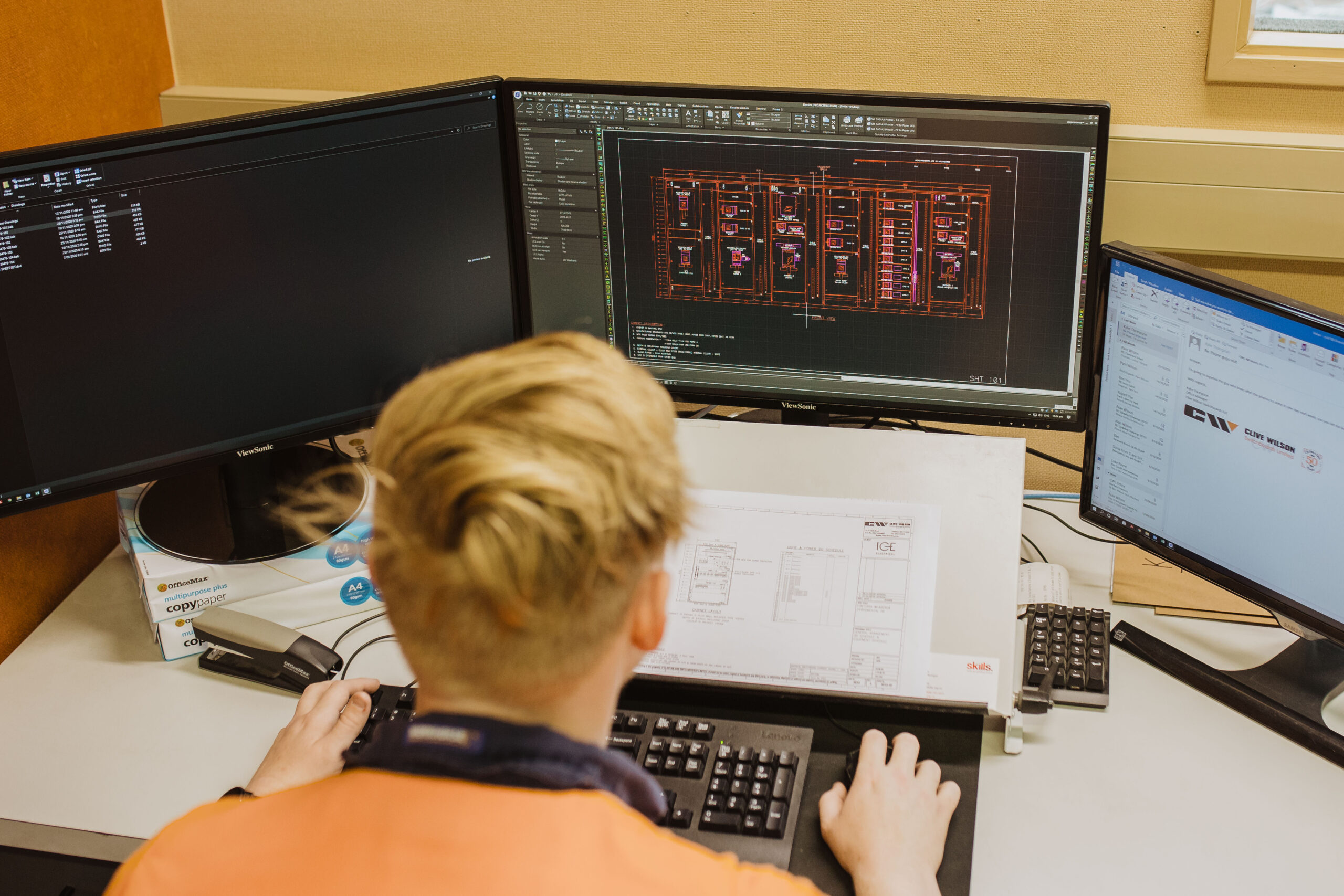 Electrical drawing work in the CWS design office